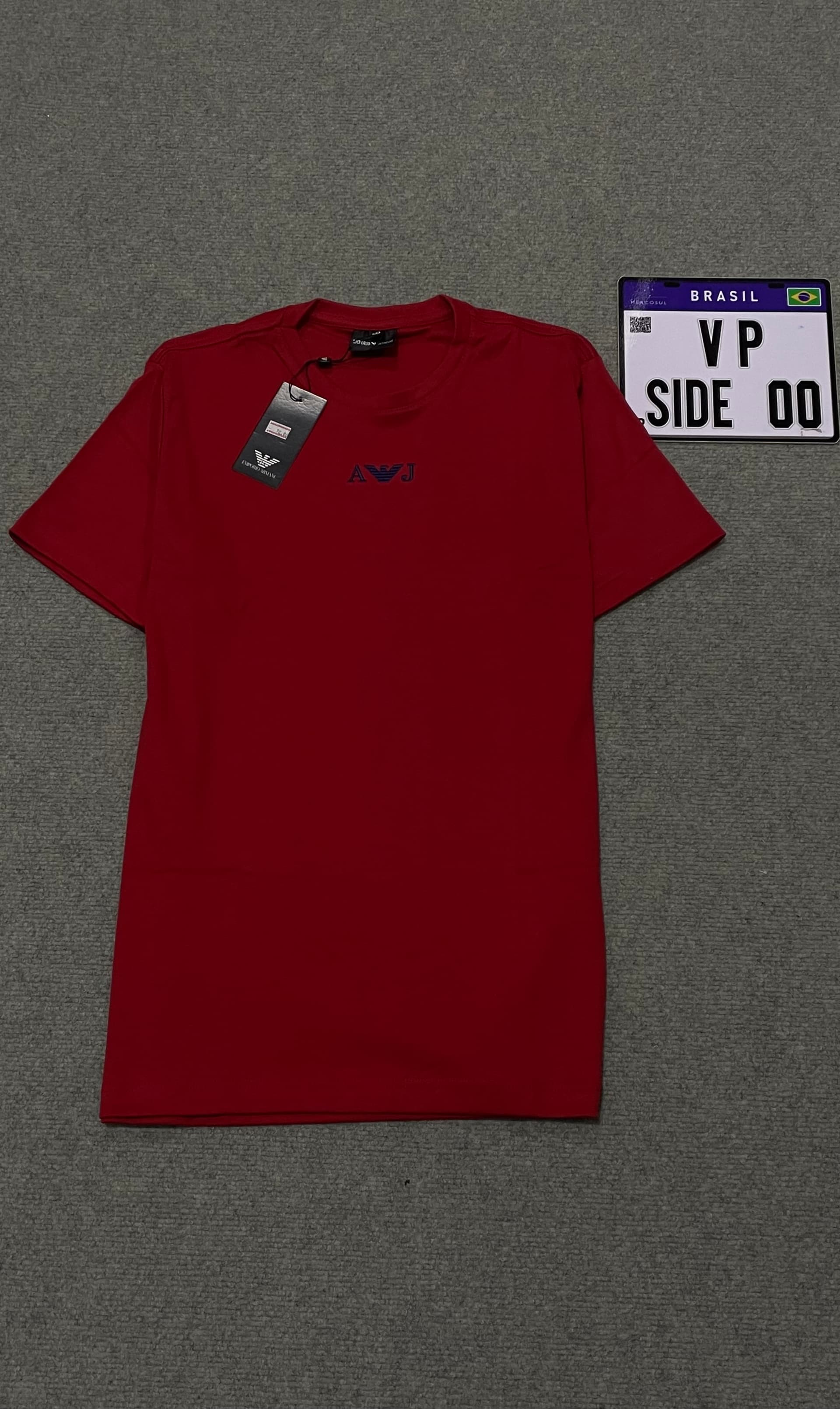 Camiseta EA7 Vermelha