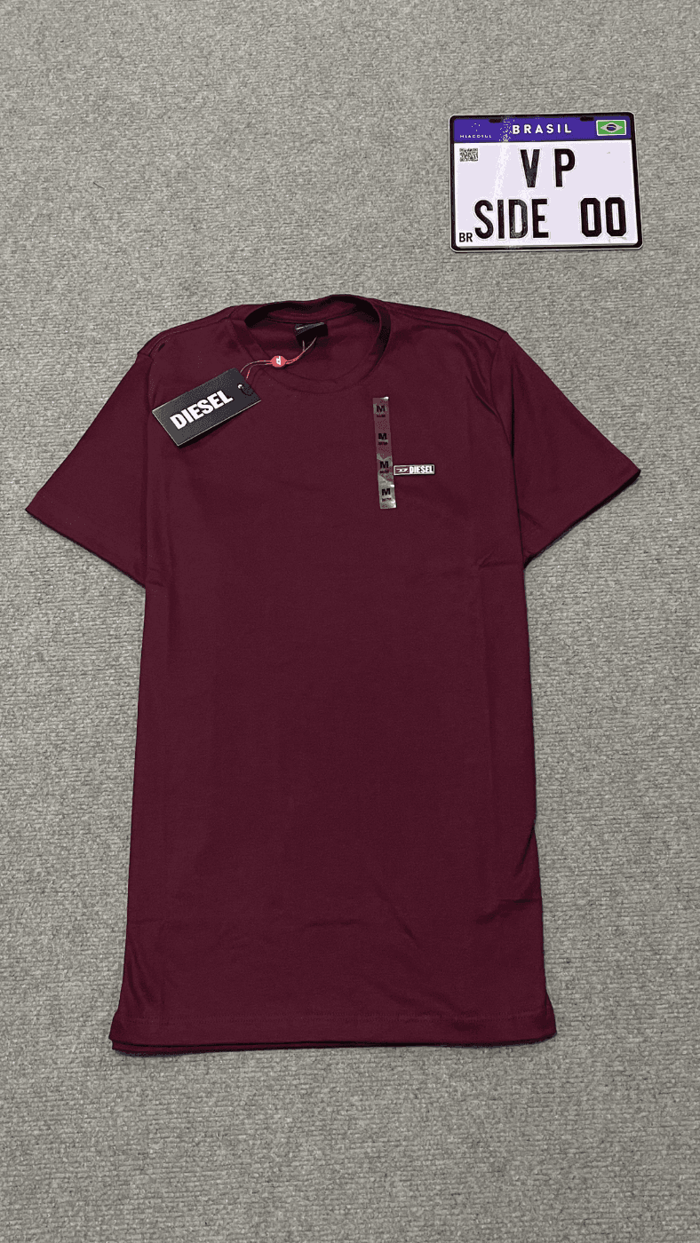 Camiseta Diesel Vinho
