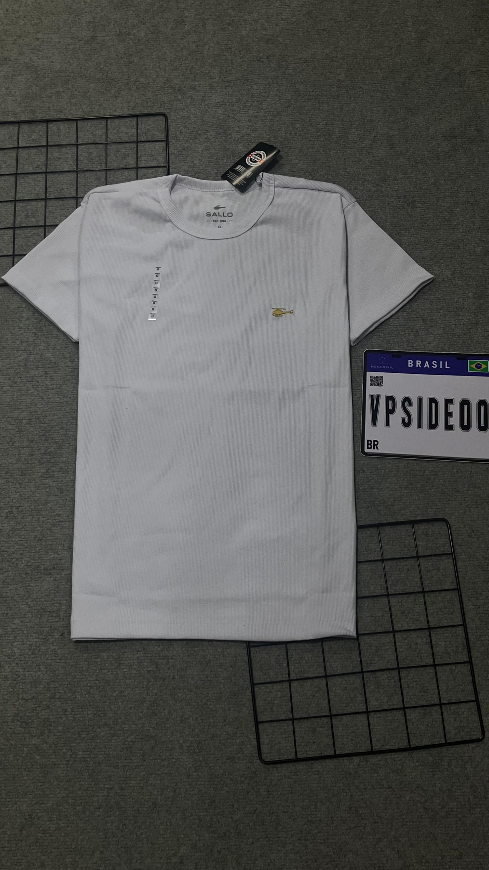 Camiseta Canelada Sallo Branca
