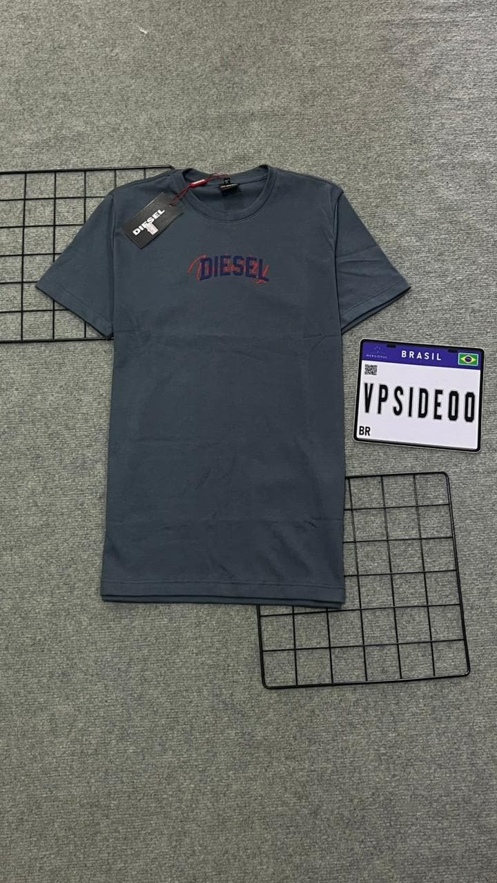 Camiseta Diesel Letreiro Cinza
