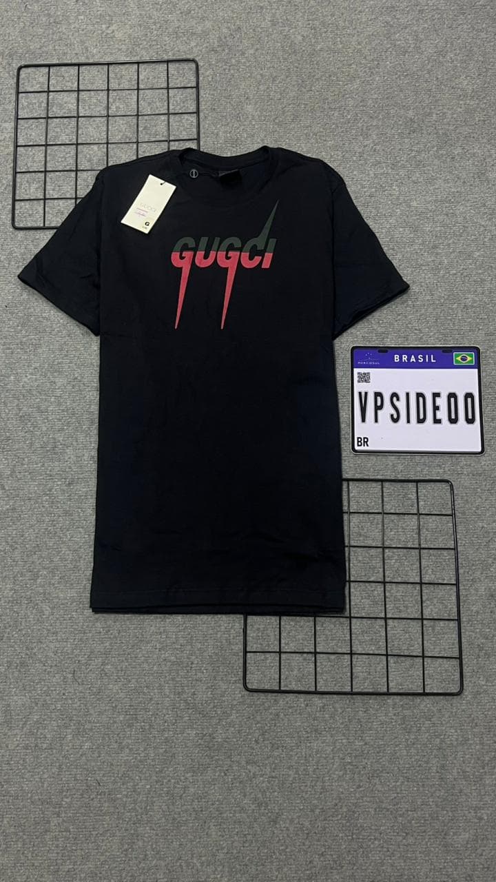 Camiseta Gucci Letreiro Black