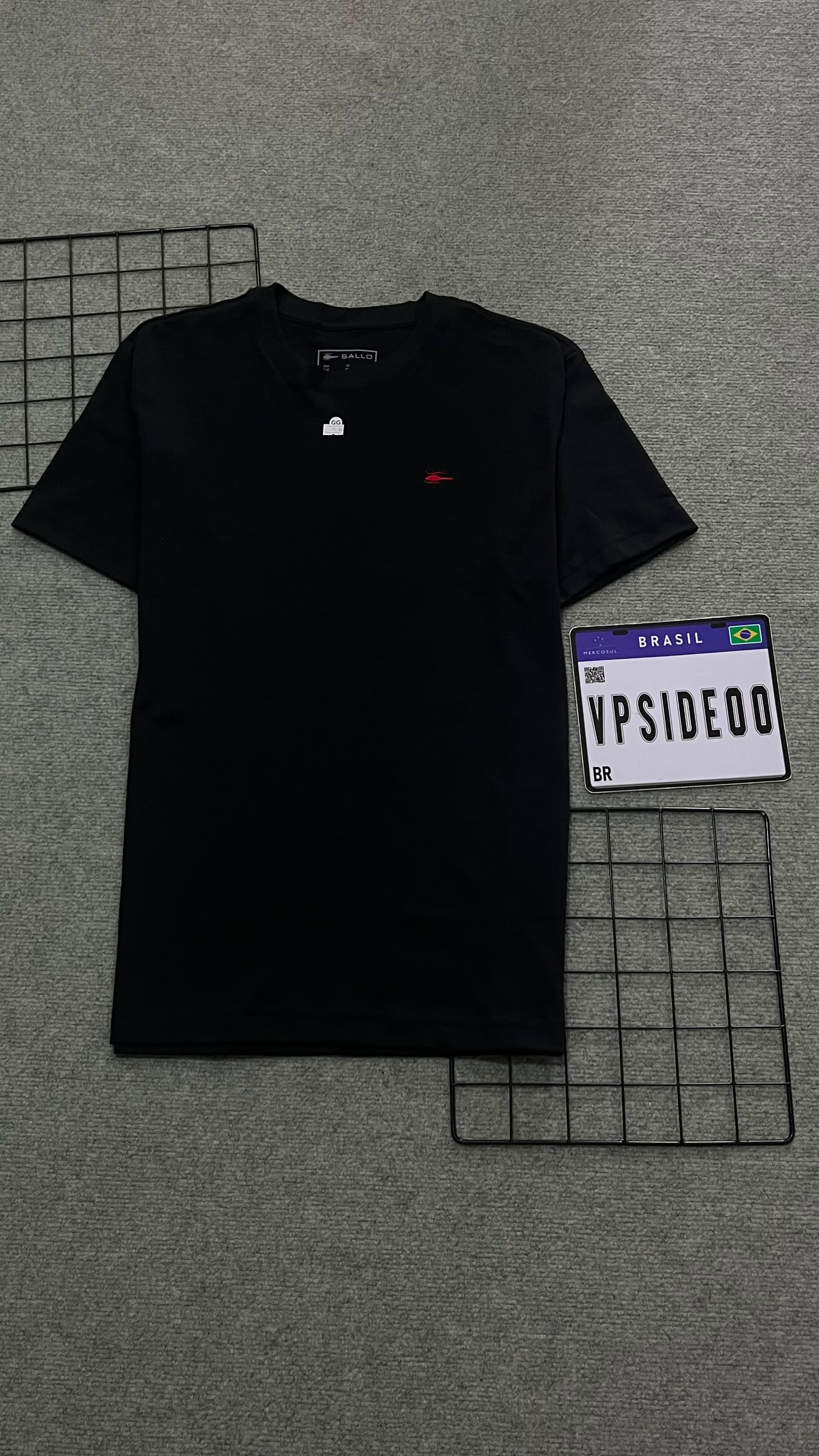 Camiseta Sallo Preta